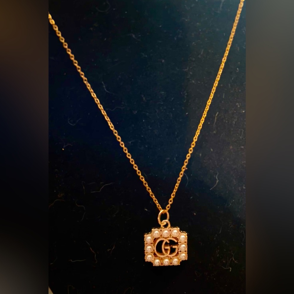 Authentic Gucci Bag Charm on Unbranded Chain - Picture 1 of 2